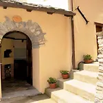 לינה וארוחת בוקר Borgo Delle Panie 3*