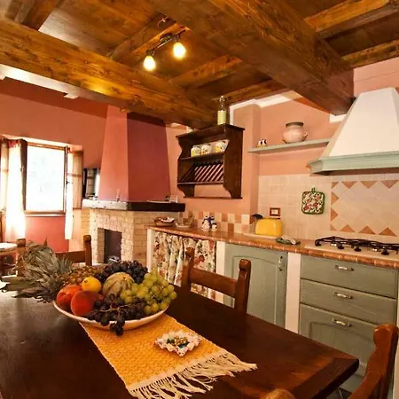 לינה וארוחת בוקר Borgo Delle Panie